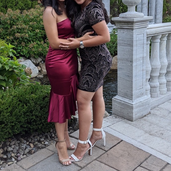 Rose Gold & Black glittery sparkly patterned party dress bodycon - Picture 3 of 8